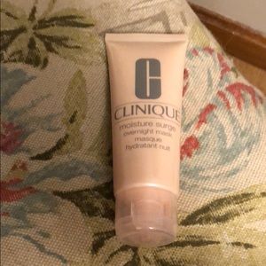 Clinique moisture surge overnight mask